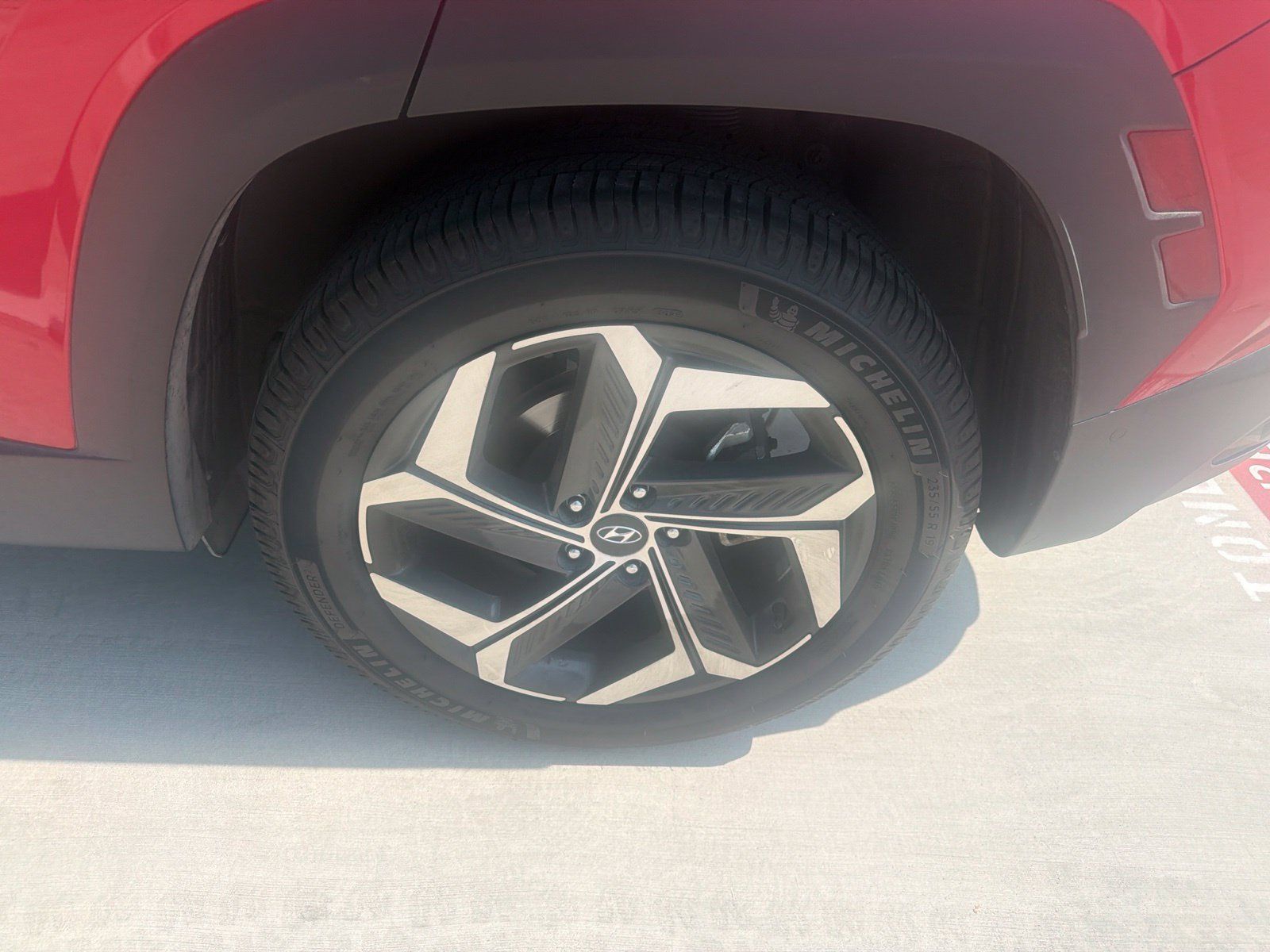 Used 2023 Hyundai Tucson Limited AWD/4WD image 12