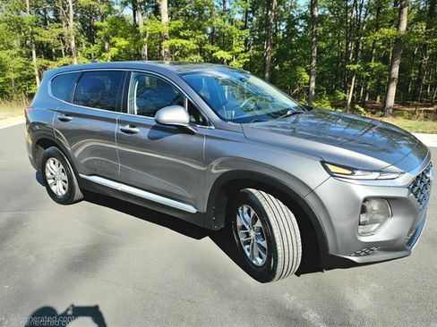 Used 2019 Hyundai Santa Fe SE AWD/4WD image 5