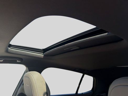 New 2026 Buick Envista Avenir FWD image 10
