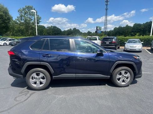 Used 2025 Toyota RAV4 XLE FWD image 16