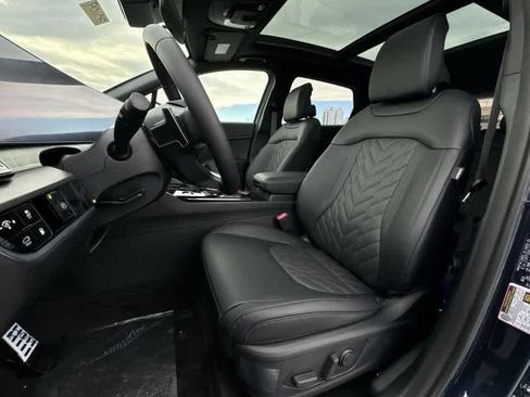 New 2025 Kia Sportage X-Line Prestige image 16