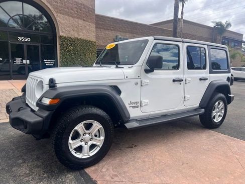 Used 2020 Jeep Wrangler Unlimited Sport S image 4