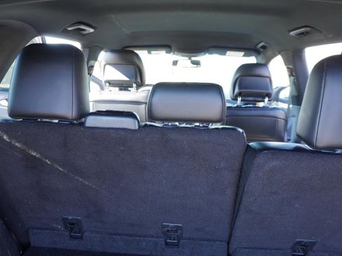 Used 2017 Lincoln MKC Select w/ Select Plus Package image 27