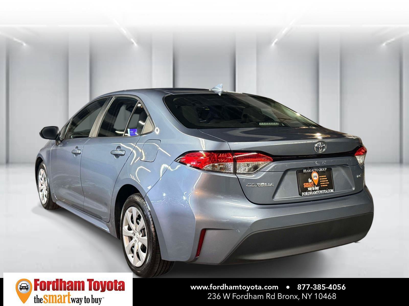 Used 2024 Toyota Corolla LE FWD image 5