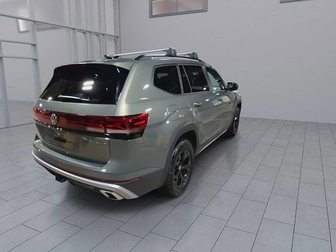 Used 2024 Volkswagen Atlas Peak Edition SE AWD/4WD image 8