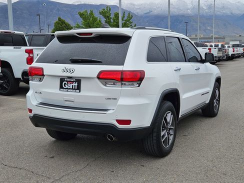 Used 2020 Jeep Grand Cherokee Limited AWD/4WD image 3