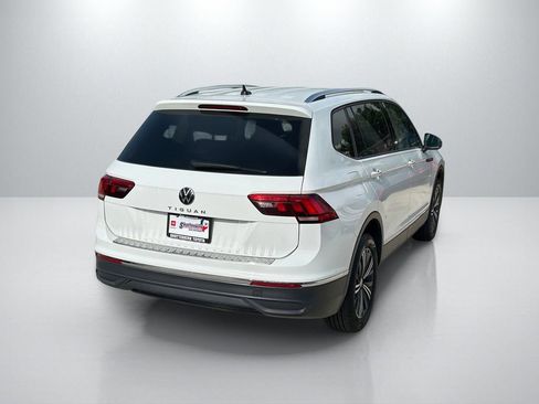 Used 2024 Volkswagen Tiguan Wolfsburg Edition FWD image 5