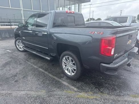 Used 2018 Chevrolet Silverado 1500 High Country AWD/4WD image 32