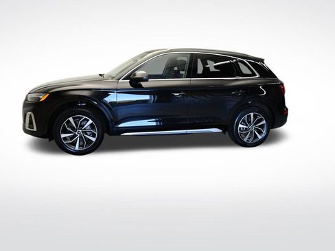 Certified 2023 Audi Q5 2.0T Premium Plus AWD/4WD image 2