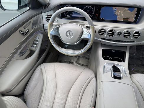Used 2015 Mercedes-Benz S 550 Sedan image 32
