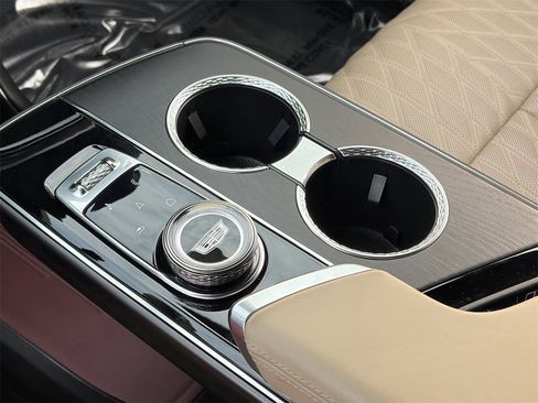 Used 2024 Cadillac Lyriq Luxury w/ Nappa Leather Package image 31