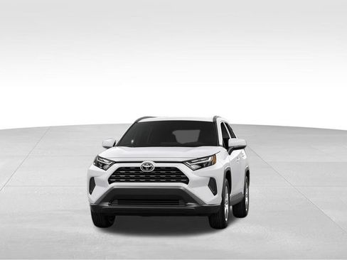 New 2025 Toyota RAV4 XLE image 18