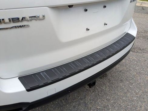 Used 2018 Subaru Forester 2.5i Touring w/ Popular Package #3B image 12