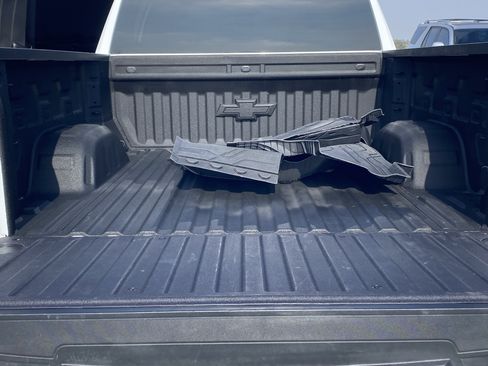 Used 2025 Chevrolet Silverado 1500 Custom RWD image 21