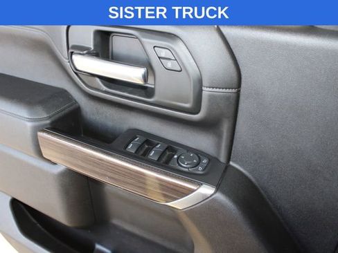 Used 2025 Chevrolet Silverado 2500 LT AWD/4WD image 19