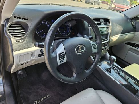 Used 2011 Lexus IS 250 image 16