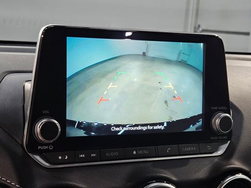 Used 2024 Nissan Sentra SV image 29