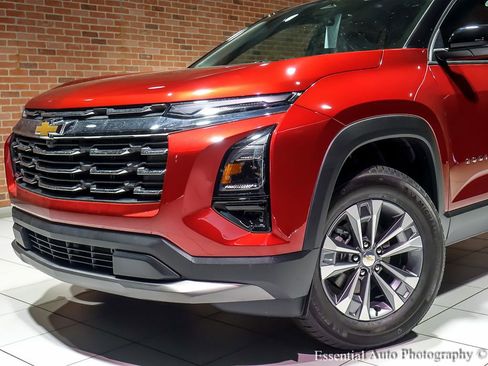 New 2026 Chevrolet Equinox LT w/ Safety and Technology Package image 3