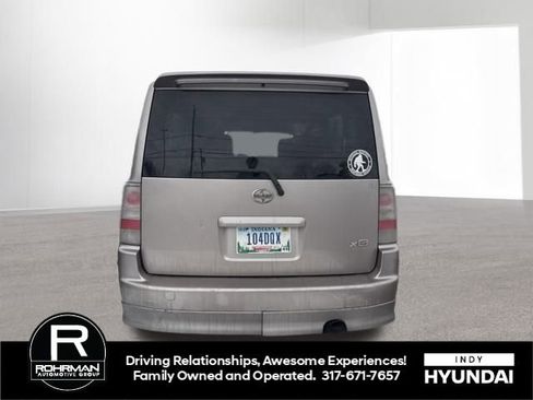 Used 2005 Scion xB image 4
