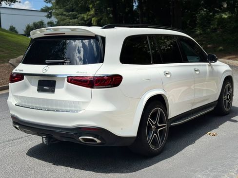 Used 2021 Mercedes-Benz GLS 580 4MATIC image 2