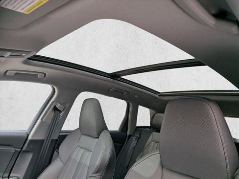 Used 2025 Audi Q6 e-tron Premium Plus w/ Premium Plus image 13