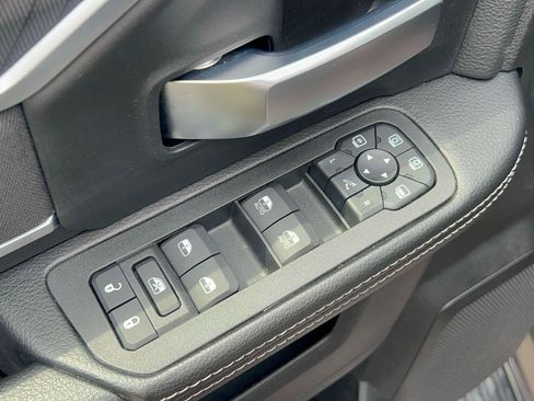 Used 2026 RAM 2500 Big Horn AWD/4WD image 19