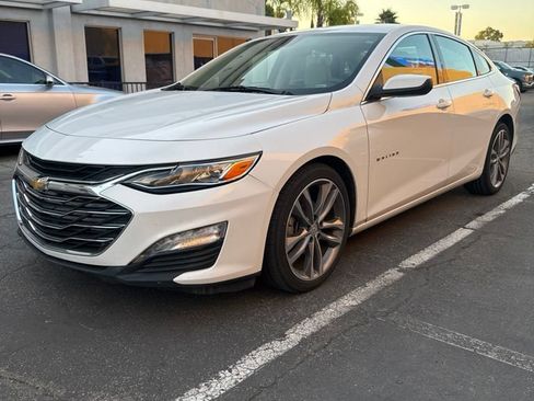 Used 2024 Chevrolet Malibu LT FWD image 1