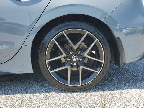 Used 2023 Honda Civic Sport Touring image 11