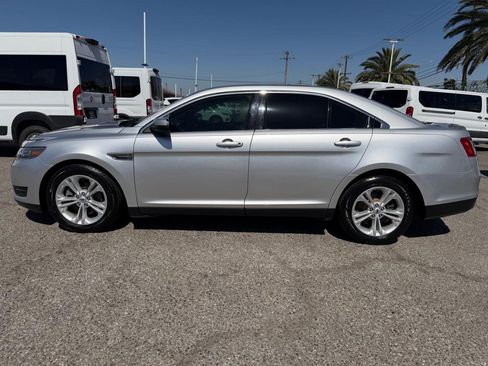 Used 2019 Ford Taurus SEL w/ Equipment Group 201A FWD image 10