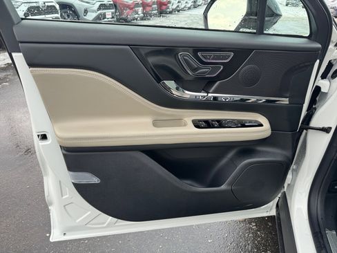 New 2026 Lincoln Corsair Grand Touring image 24