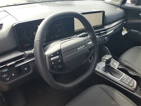 New 2026 Kia Sportage SX image 28