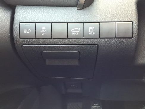 Certified 2020 Toyota Camry LE FWD image 18