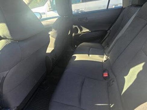 Used 2024 Toyota Corolla Cross LE image 9