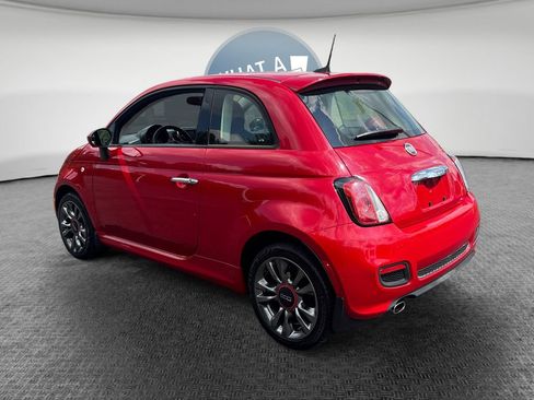 Used 2017 FIAT 500 Pop w/ Sport Appearance Package FWD image 6