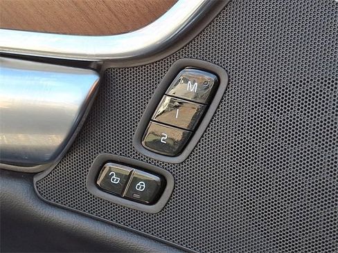 Used 2018 Volvo S90 T6 Inscription w/ Convenience Package image 23