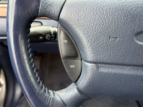 Used 1996 Ford Crown Victoria LX image 20