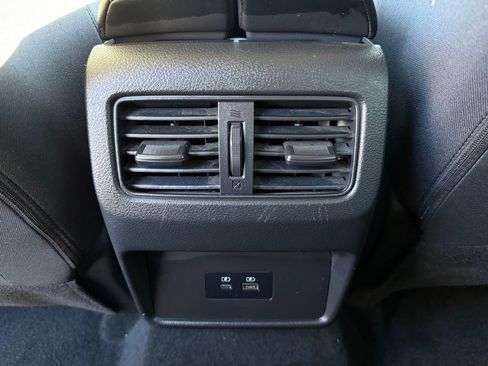 Certified 2023 Nissan Rogue SV image 13