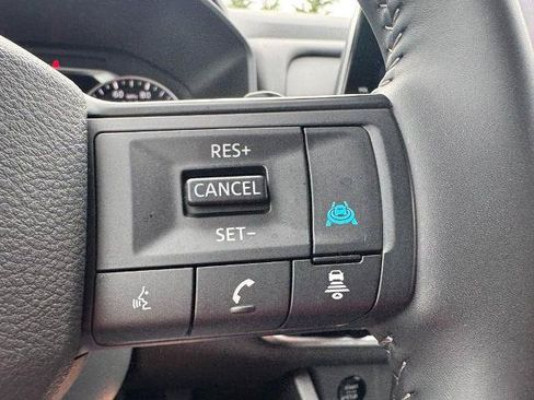 Certified 2026 Nissan Rogue SV FWD image 17