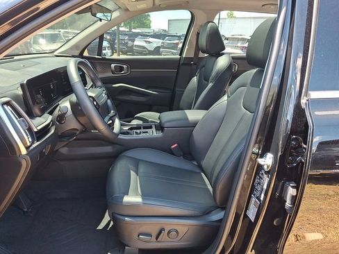 Certified 2026 Kia Sorento S w/ S Panoramic Sunroof Package FWD image 14