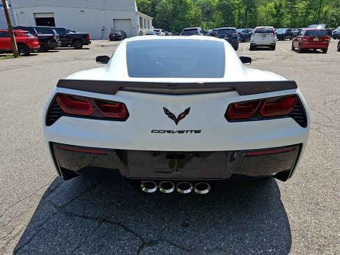 Used 2018 Chevrolet Corvette Stingray Coupe RWD image 6