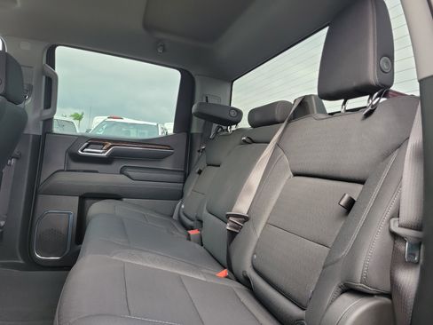 Used 2024 GMC Sierra 1500 Elevation image 12