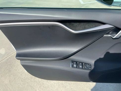 Used 2020 Tesla Model S Long Range Plus AWD/4WD image 17