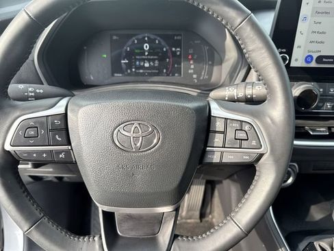 Used 2024 Toyota Grand Highlander Limited image 13