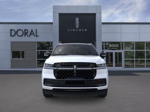 New 2026 Lincoln Navigator L Black Label AWD/4WD image 6