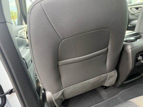 New 2026 Chevrolet Traverse LT image 36