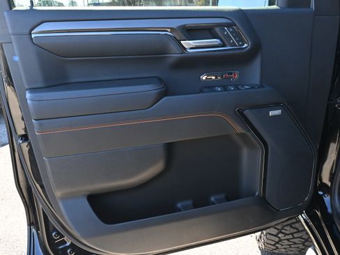 Used 2024 GMC Sierra 1500 AT4 w/ Technology Package image 16