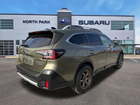 Used 2021 Subaru Outback Touring AWD/4WD image 3