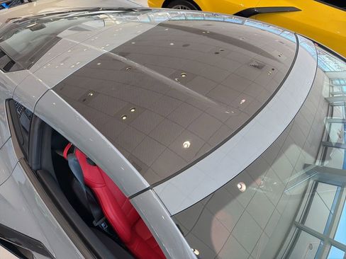 Used 2025 Chevrolet Corvette Z06 w/ Z07 Performance Package image 4