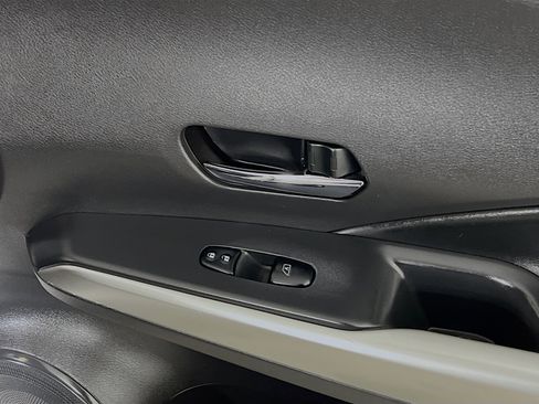 Used 2019 Nissan Kicks SR w/ SR Premium Package image 33