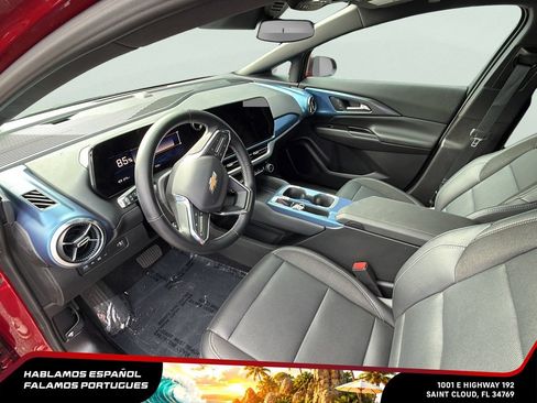 Certified 2025 Chevrolet Equinox EV LT w/ Convenience Package FWD image 14